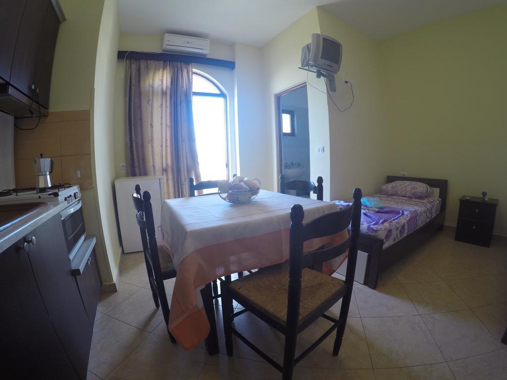 Hotel Meta Ksamil Eksteriør billede